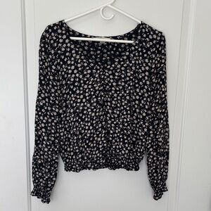 American Eagle Viscose Floral Peasant Top Size Medium